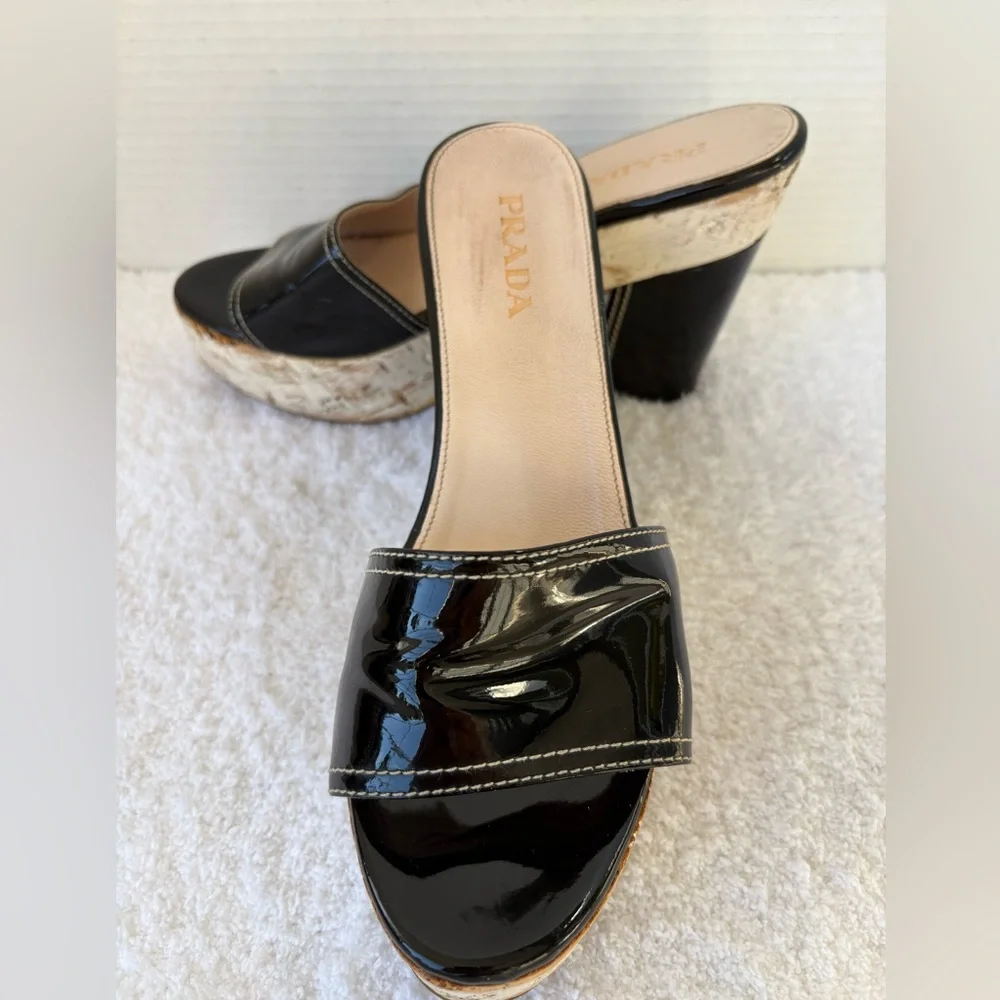 Prada Block Heels Black Patent Leather Cork Platform Slides Size EU 39.5 US 9.5